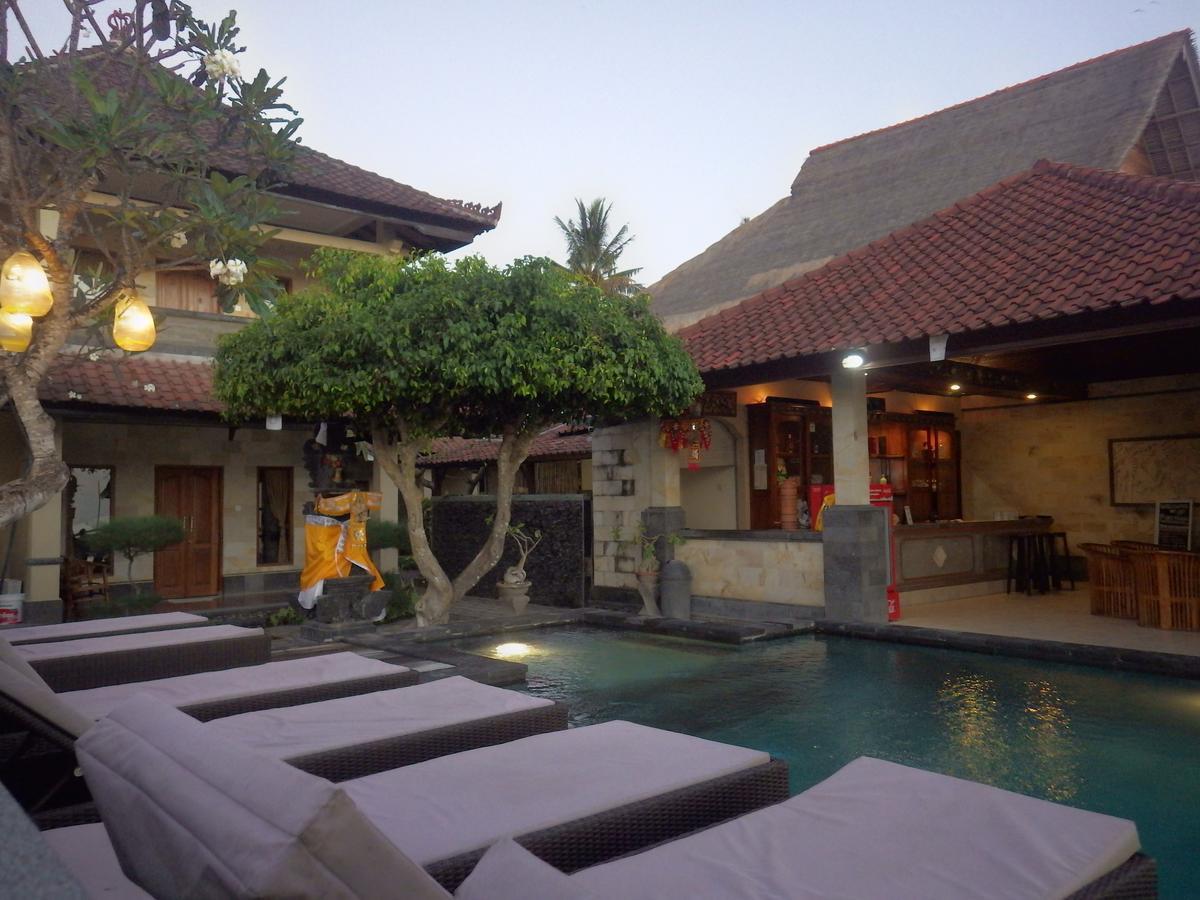 Puri Nusa Beach Hotel Нуса-Лембонган Екстер'єр фото