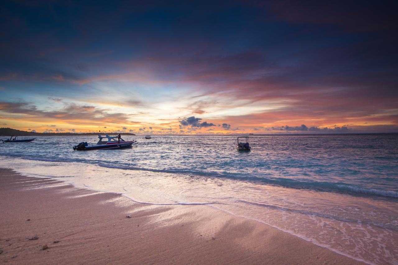 Puri Nusa Beach Hotel Нуса-Лембонган Екстер'єр фото