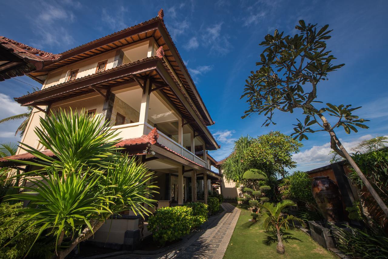 Puri Nusa Beach Hotel Нуса-Лембонган Екстер'єр фото