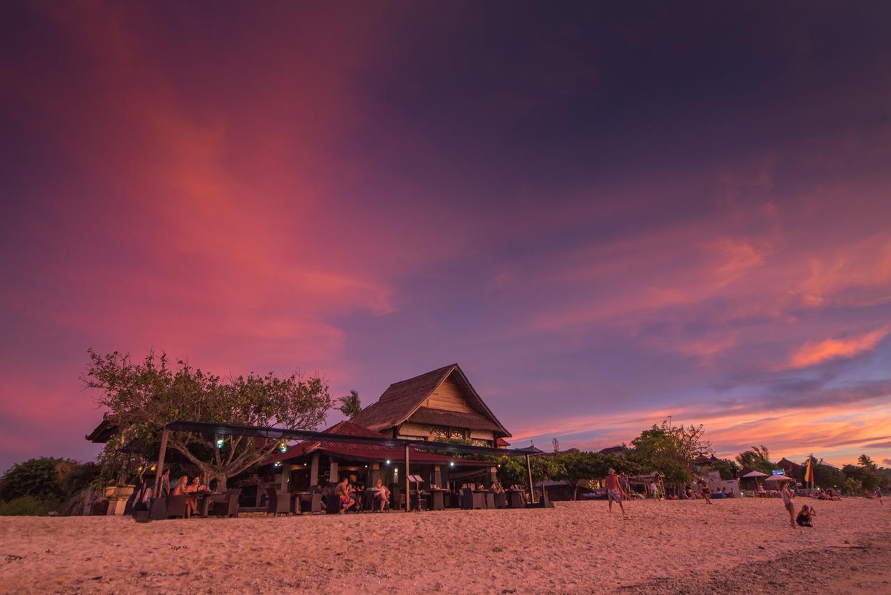 Puri Nusa Beach Hotel Нуса-Лембонган Екстер'єр фото