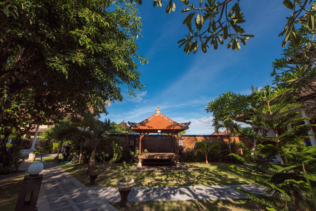 Puri Nusa Beach Hotel Нуса-Лембонган Екстер'єр фото